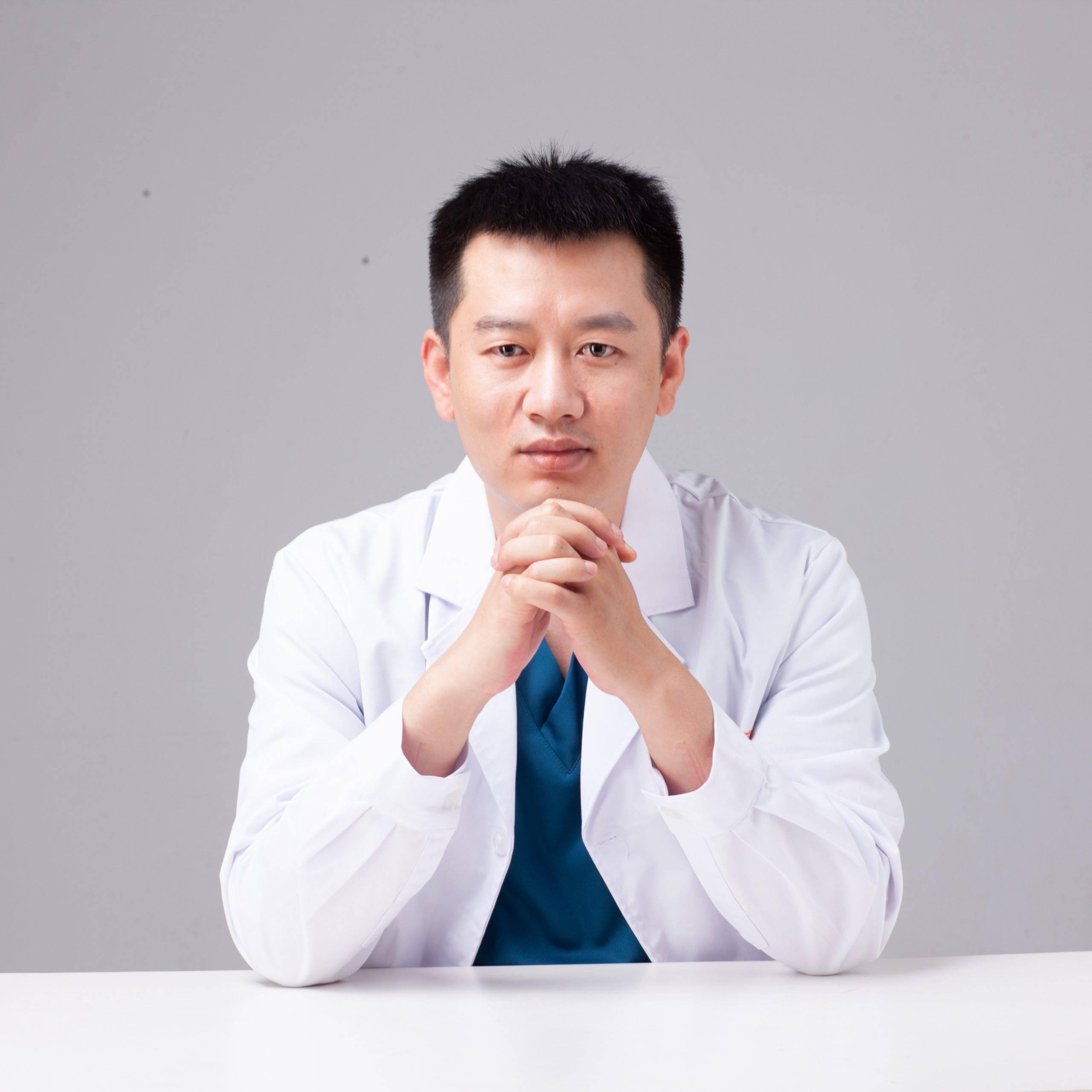王刚刚医生