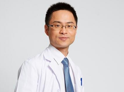 曾昂