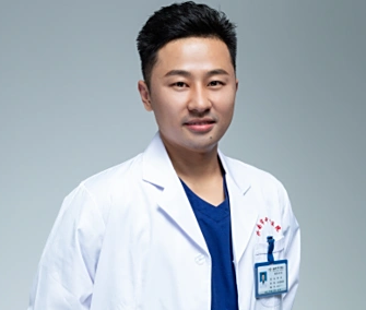 李洋