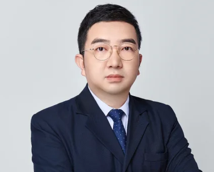 卢颖
