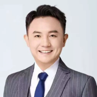 李铁