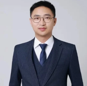 李成成